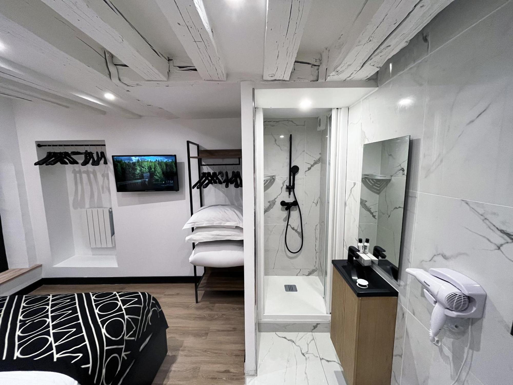 Urban Flat 174 - Vuitton St Denis Apartamento
